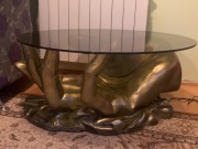 Stol w klimacie glamour .