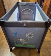 Łóżeczko dziecięce składane stan idealny + materac + 2 prześcieradła