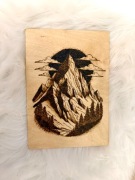 Obraz na drewnie ręcznie wypalany A5 góry handmade unikat prezent