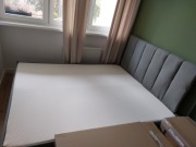 Łóżko tapicerowane Tallasen Ikea z materacem 160x200