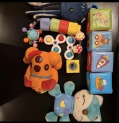 Zestaw zabawek dla niemowlat