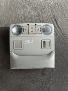 Lampka podsufitki skoda superb 2 oświetlenie wnętrza przód