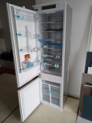 OKAZJA nowa lodówka do zabudowy Whirlpool WHC20 T352