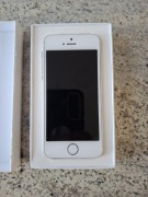 Apple iPhone 5 16GB srebrno-biały, stan bardzo dobry niestety z blokadą IC.