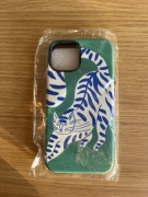 Nowe etui iPhone 13