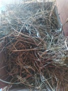 Naturalne siano z ziołami z Pogórza Dynowskiego, ręcznie zbierane. 