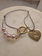 Bransoletka z perłami zawieszka serce pozłacane szary sznurek LILOU
