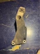 AUDI A4 B6 1.8T PRAWA ŁAPA SILNIKA