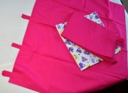 Komplet różowych zasłonek pokój dziewczynki.