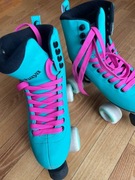 Wrotki (kask + ochraniacze) do jazdy rekreacyjnej i tańca Chaya