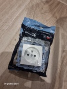 SIMON 10 gniazdo pojedyncze