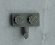 LEGO 4623a jasnoszara płytka 1x2 z hakiem 6558