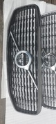 Volvo XC60 rdesign atrapa grill gril emblemat logo znaczek