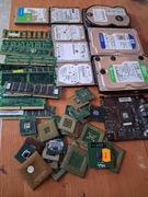 Złom komputerowy około 2.5kg 