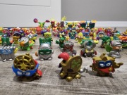 Figurki SUPER ZINGS 128 elementów