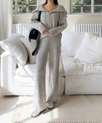 Ciepły komplet (sweter + spodnie) z dodatkiem wełny - 3 kolory 