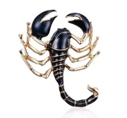 Broszka ze skorpionem 