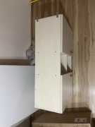 Szafka / komoda ze sklejki z półkami i drzwiczkami (104x60x32)