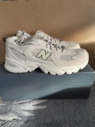 Buty sneakersy New Balance 530 beżowe r. 39