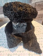 Czapka i szal karakuły vintage