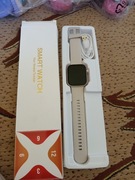 Smartwatch monitor zdrowia i aktywności 