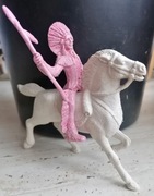 Figurka kolekcjonerska koń z indianinem PRL 