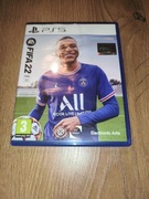 FIFA 22 ps5 stan bardzo dobry ale opakowanie jest zalane ale dysk działa