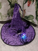 Kapelusze czarownicy z podświetleniem 