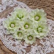 Kwiaty z tkaniny ręcznie robione U090