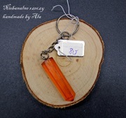 Brelok breloczek do kluczy z żywicy diament