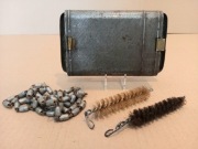 Niezbędnik do czyszczenia karabinu Mauser K98 z 1937 roku.