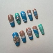 Handmade press on nails tipsy