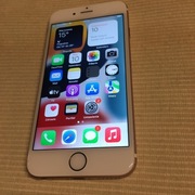 Apple iPhone 6S 16 GB srebrny