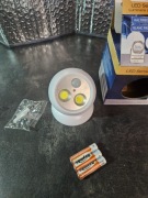 Lampa kulowa LED I-GLOW z czujnikiem ruchu i zmierzchu – obrotowa 360°