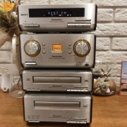 WieżaTechnics HD 550 cztery segmenty, kolumny, pilot. . 