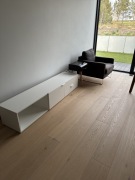 Szafka RTV oraz fotel