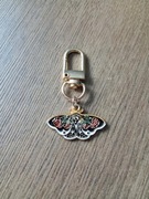 Brelok, zawieszka z czarnym motylem, ćmą