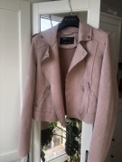 Kurtka ramoneska zamszowa pudrowy róż Sinsay