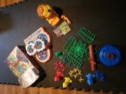 Różne gry zręcznościowe dla dziecka rybki, żabki i lew