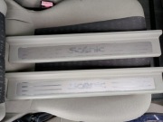 Nakładki progowe do Scenic