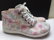 Helvesko 38 buty skórzane w kwiatki 