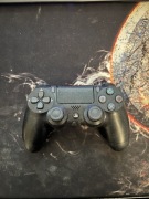Uszkodzony oryginalny pad ps4