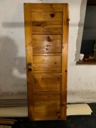 Drewniane drzwi lite + futryna 71 cm – rustykalne