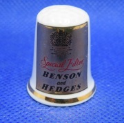 Naparstek Kolekcjonerski Porcelanowy English - Benson and Hedges 