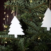 Zestaw 5 bombek w kształcie Choinki