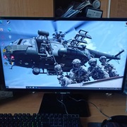 Zestaw komputer monitor, myszka, klawiatura, sluchawki