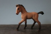 Figurka koń Schleich źrebak