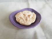 Mydelniczka ceramiczna z gliny fioletowa