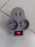 Rozgałęźnik sieciowy - dwa gniazda z uziemieniem i USB-A i USB-C - 2 szt.