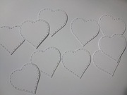 Scrapki serce z przeszyciami 10 szt. 34x34 mm białe gramatura 350 g/m2